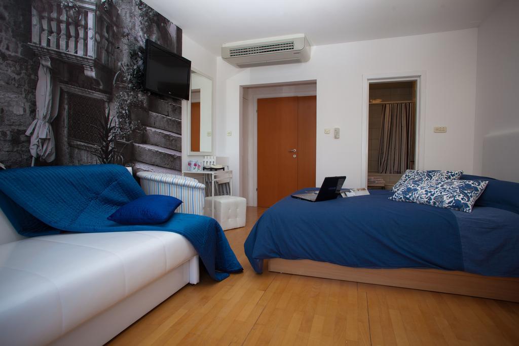 Makarska City Bay Studios Buitenkant foto